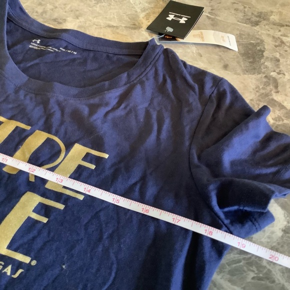 Under Armour Notre Dame shirt size medium NWT - Picture 9 of 9
